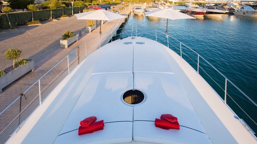 JULIE Yacht JULIE Yacht