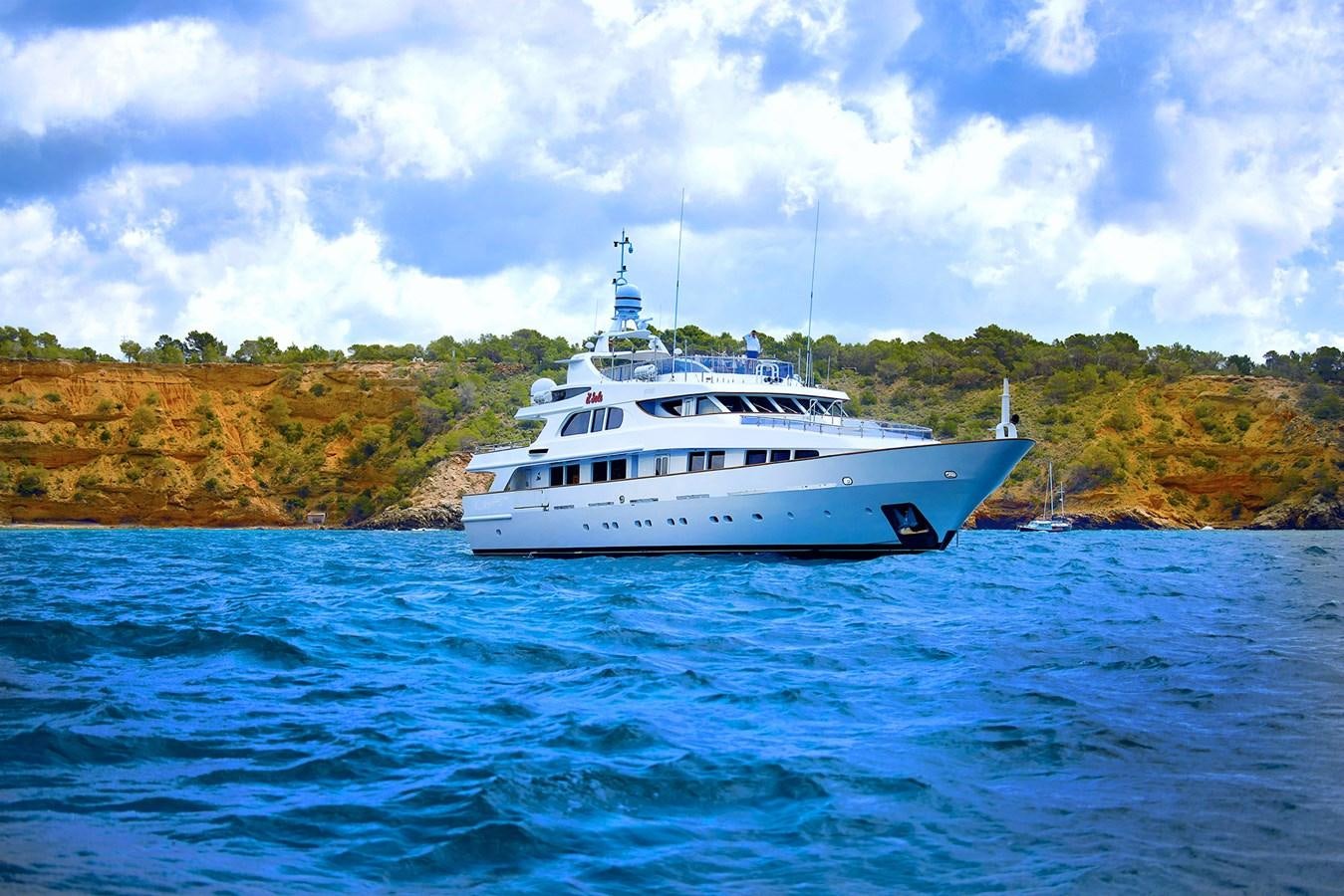 a white boat in the water aboard IL SOLE Yacht for Sale