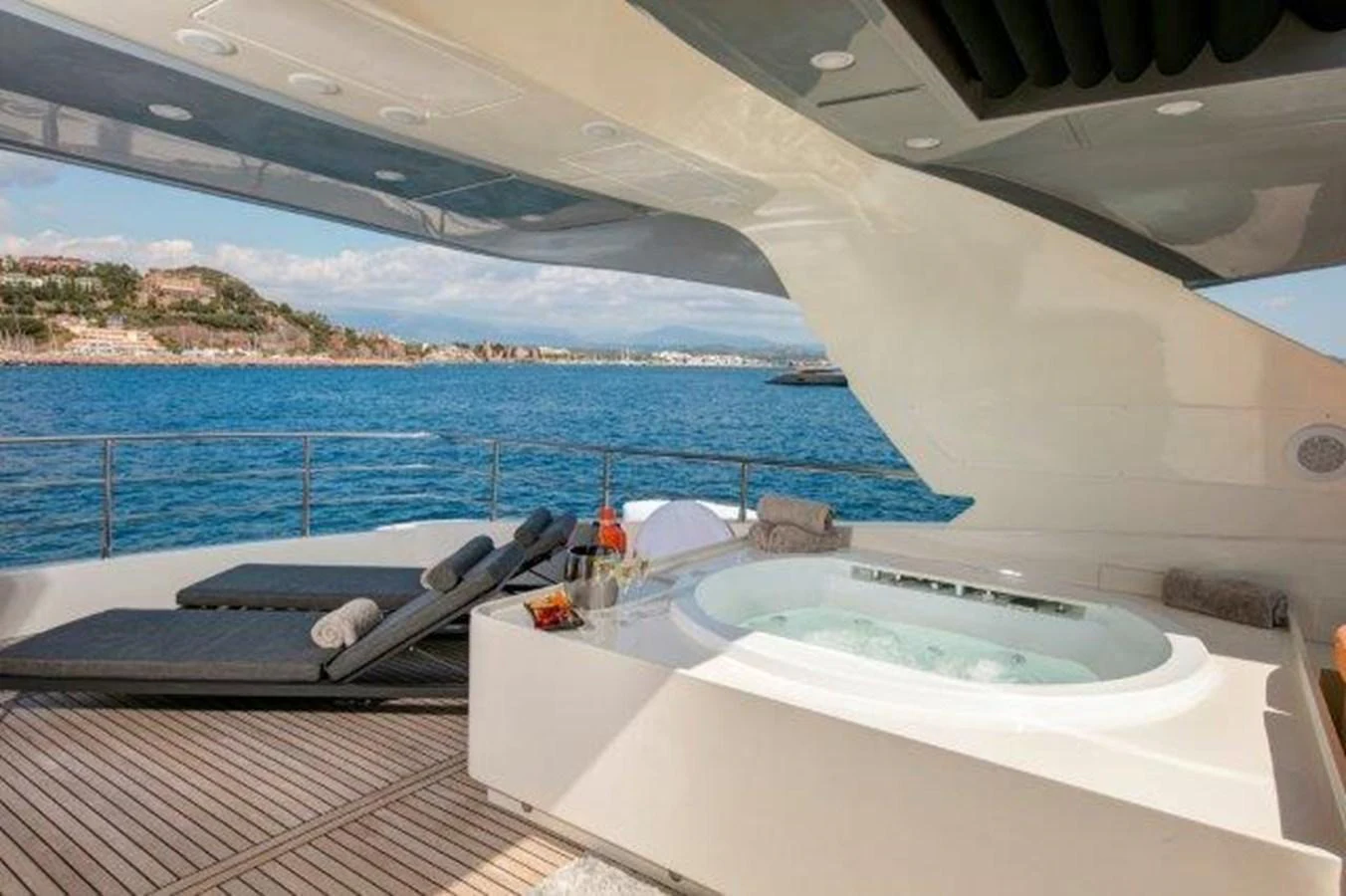 a large white tub in a boat aboard Y42 Yacht for Sale