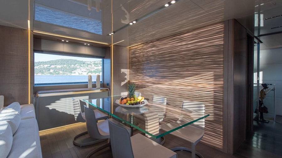 7 SECONDS Yacht 7 SECONDS Yacht
