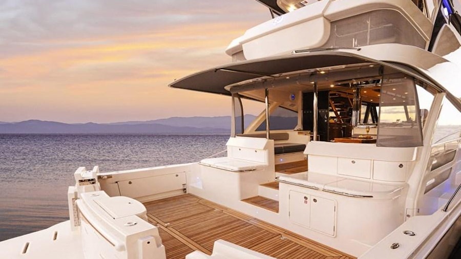 64 SPORTS MOTOR YACHT Yacht 64 SPORTS MOTOR YACHT Yacht