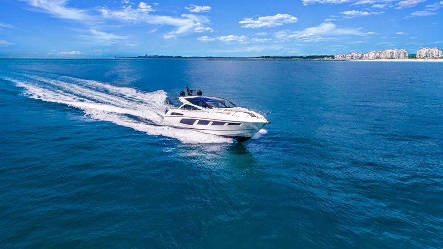 Sunseeker Predator 68 Yacht Sunseeker Predator 68 Yacht