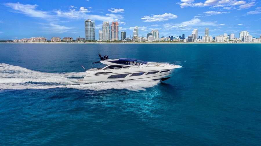 Sunseeker Predator 68 Yacht Sunseeker Predator 68 Yacht