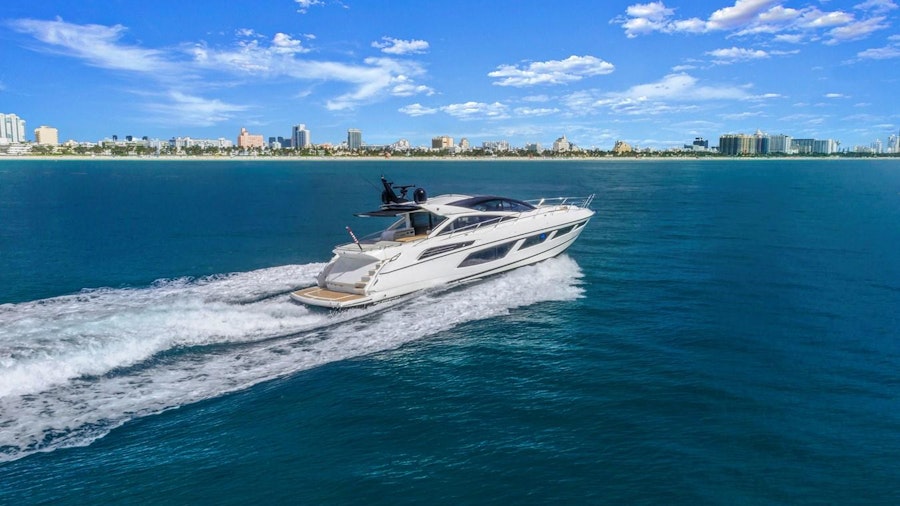 Sunseeker Predator 68 Yacht Sunseeker Predator 68 Yacht