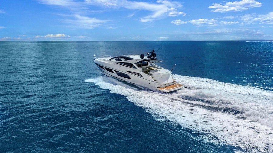 Sunseeker Predator 68 Yacht Sunseeker Predator 68 Yacht