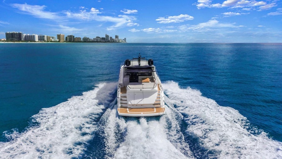 Sunseeker Predator 68 Yacht Sunseeker Predator 68 Yacht