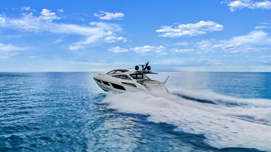 Sunseeker Predator 68 Yacht Sunseeker Predator 68 Yacht