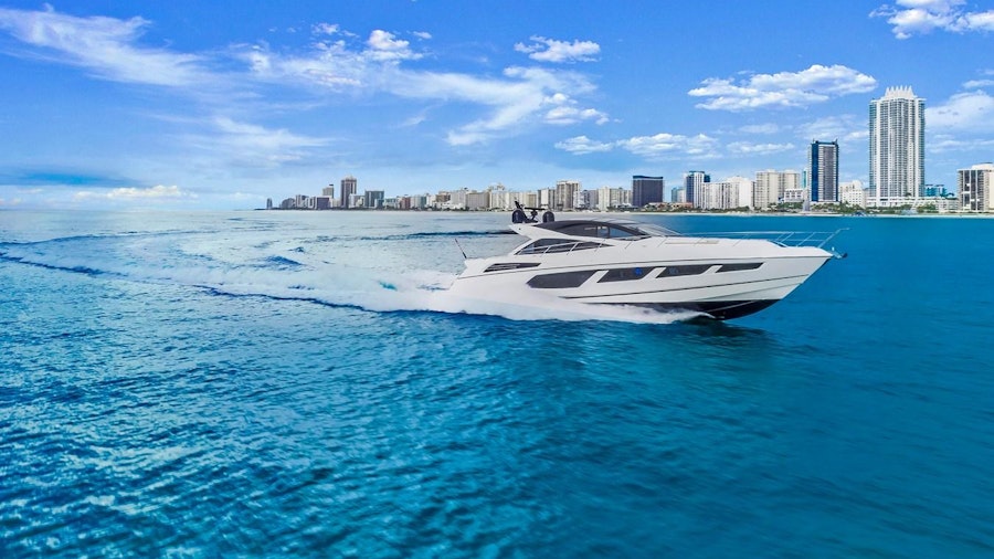 Sunseeker Predator 68 Yacht Sunseeker Predator 68 Yacht