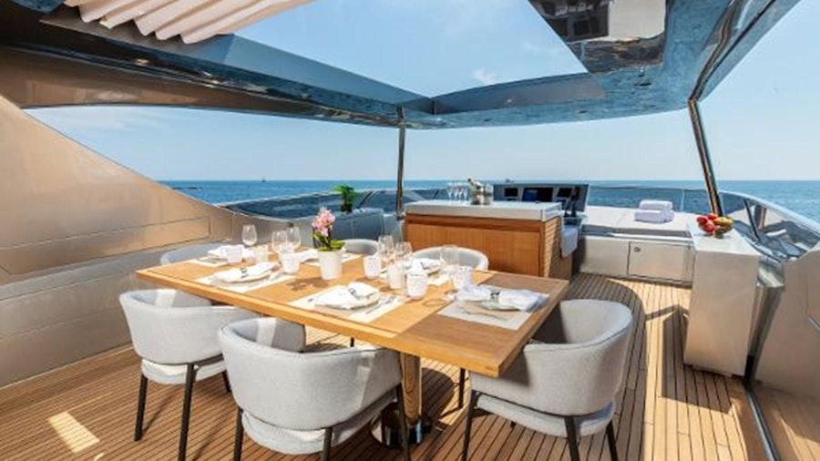 URSUS Yacht URSUS Yacht