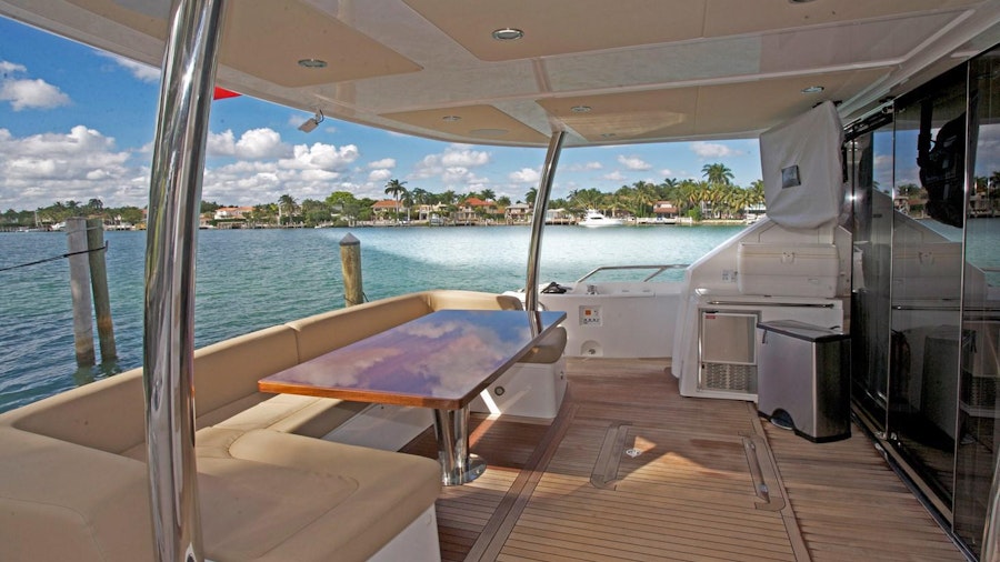 Born To Run Yacht Born To Run Yacht