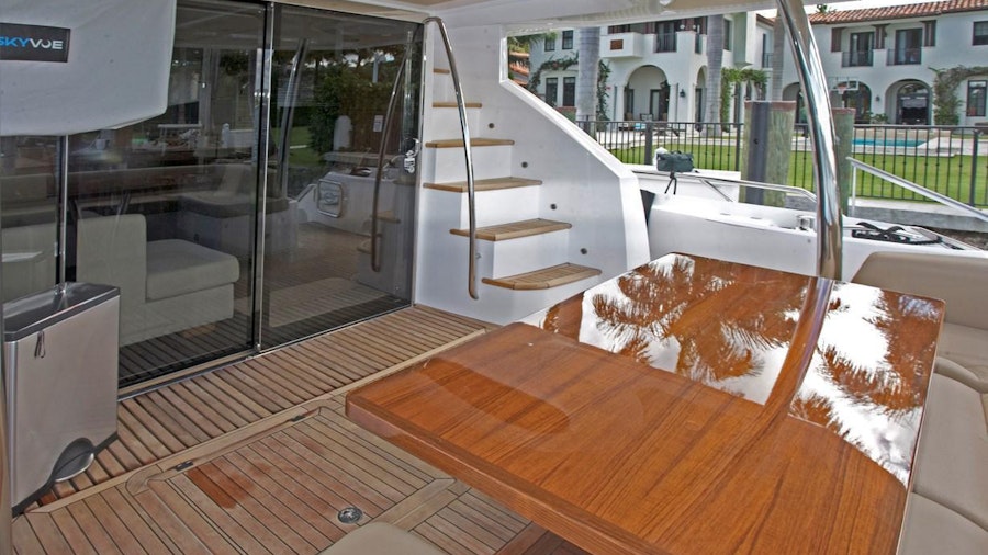Born To Run Yacht Born To Run Yacht