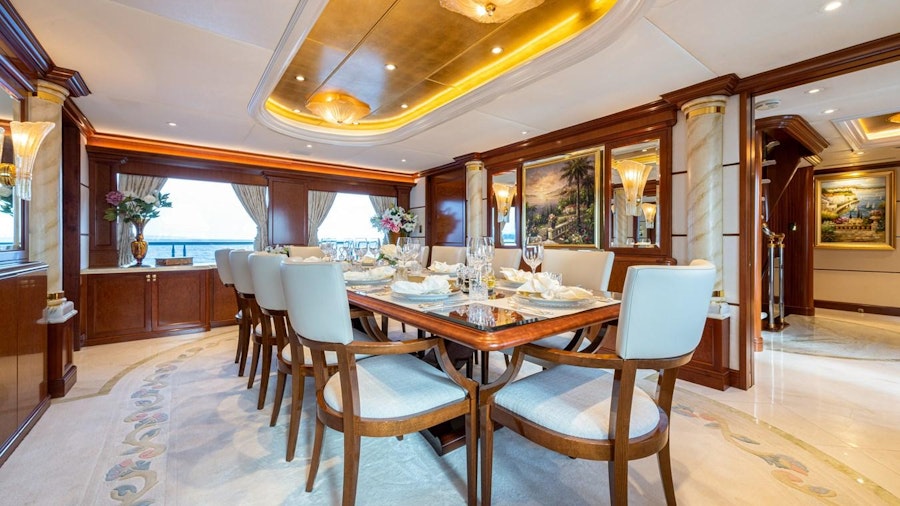 WHITE STAR Yacht WHITE STAR Yacht