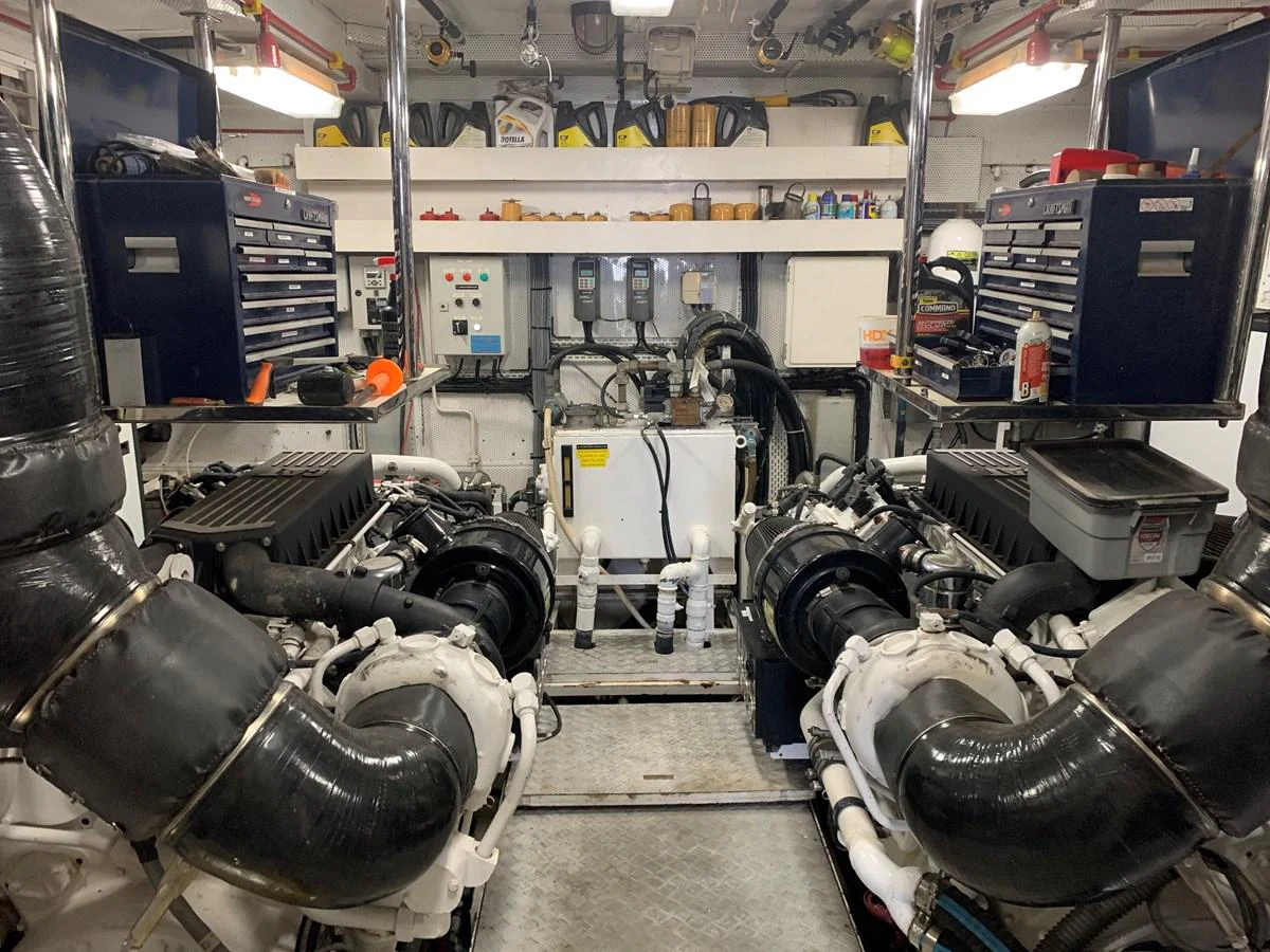 a room full of machinery aboard 117 BILGIN YACHTS 2007 Yacht for Sale