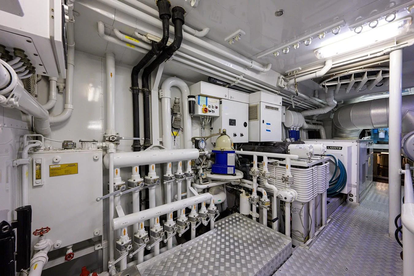 a room with medical equipment aboard TEMPO REALE Yacht for Sale