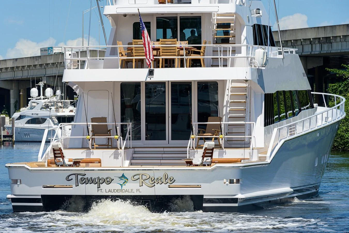 a boat in the water aboard TEMPO REALE Yacht for Sale