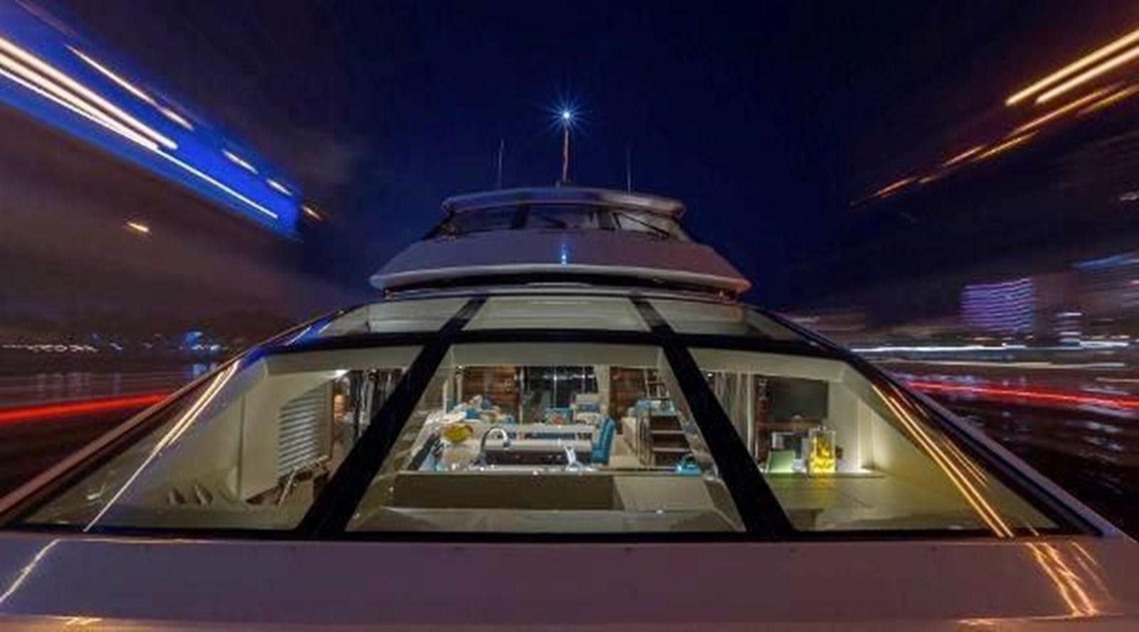 a car with a blue light aboard HAMPTON EURO 830 Yacht for Sale