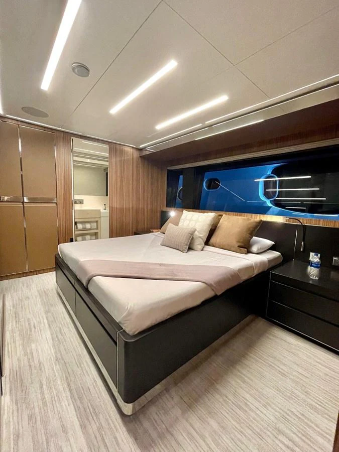 a bed in a room aboard 100 RIVA CORSARO Yacht for Sale