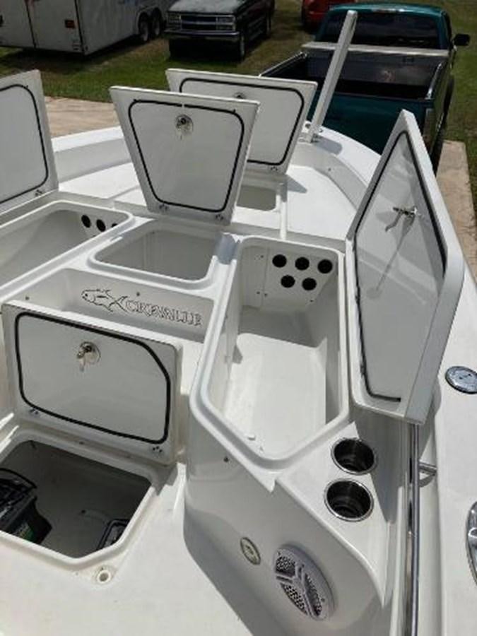 a white car with a broken mirror aboard 2018 CREVALLE  Yacht for Sale