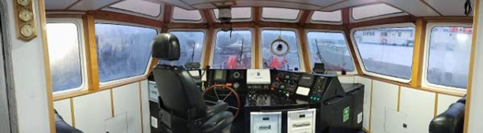inside of a vehicle aboard 2005 CUSTOM PILOT BOAT Yacht for Sale