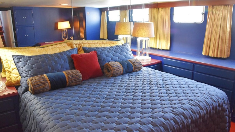 ABSOLUTE RUTLI Yacht ABSOLUTE RUTLI Yacht