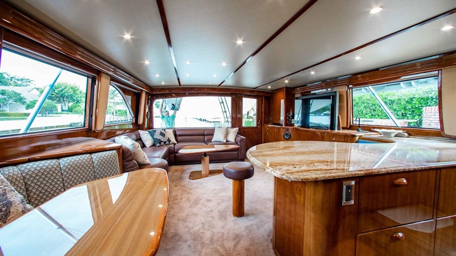 CURIOUS GEORGE Yacht CURIOUS GEORGE Yacht