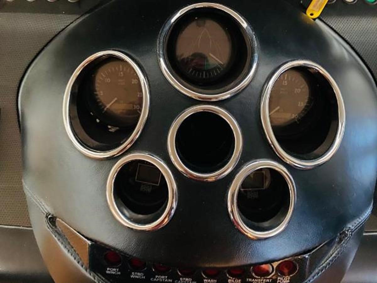 a group of speakers aboard 2008 ARNO LEOPARD Yacht for Sale