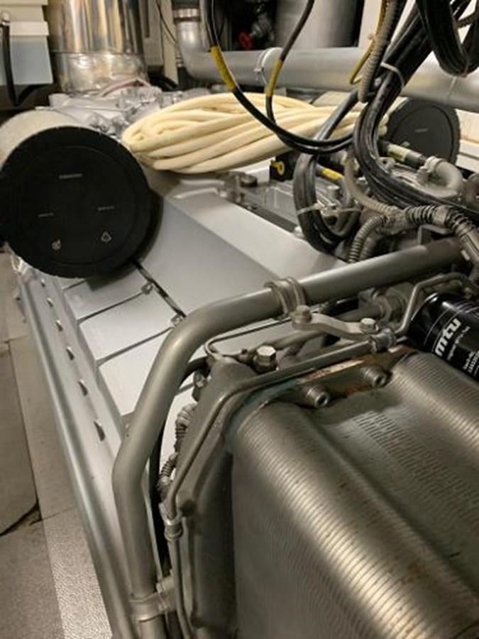 a close-up of a car's hood aboard 2008 ARNO LEOPARD Yacht for Sale