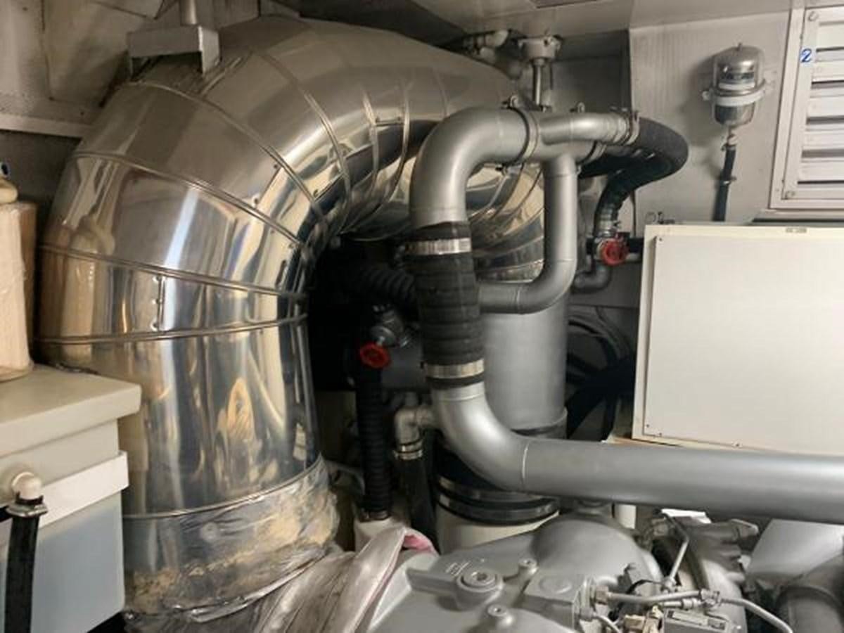 a close-up of a machine aboard 2008 ARNO LEOPARD Yacht for Sale