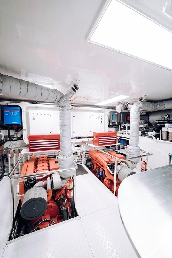 a large white machine in a room aboard LAS NINAS Yacht for Sale