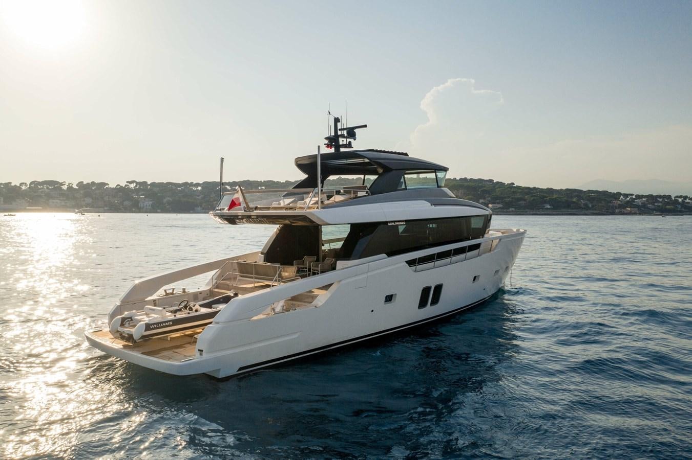 a boat on the water aboard 2019 SANLORENZO SX76 #16 Yacht for Sale