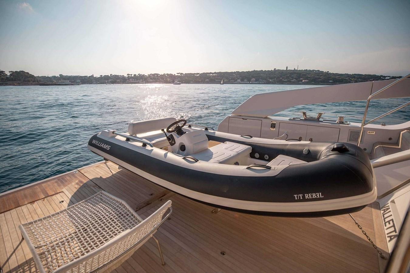 a boat on the water aboard 2019 SANLORENZO SX76 #16 Yacht for Sale