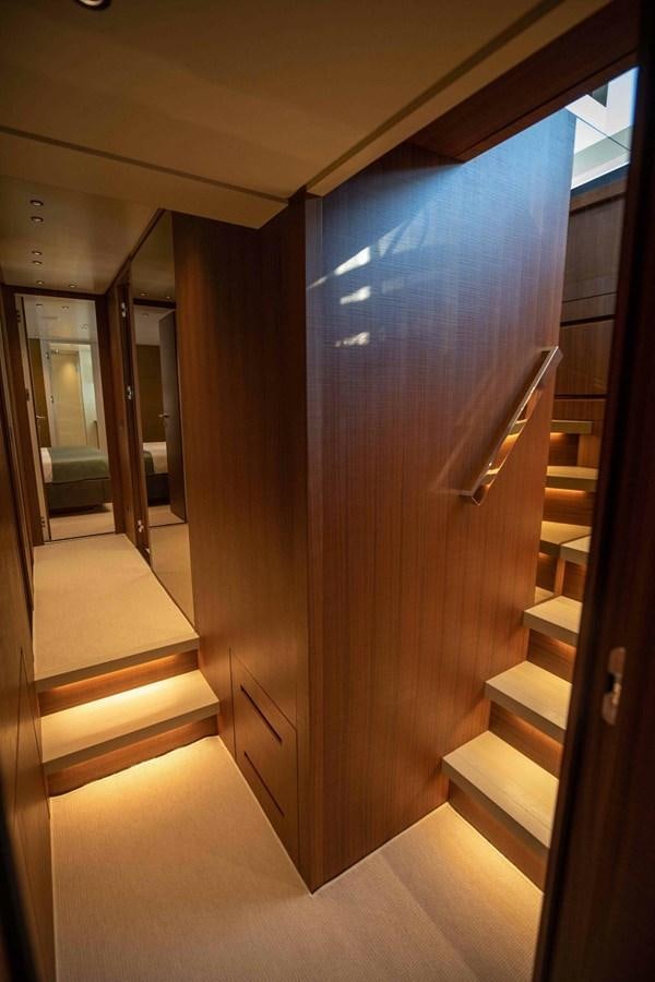 a room with a door and a window aboard 2019 SANLORENZO SX76 #16 Yacht for Sale