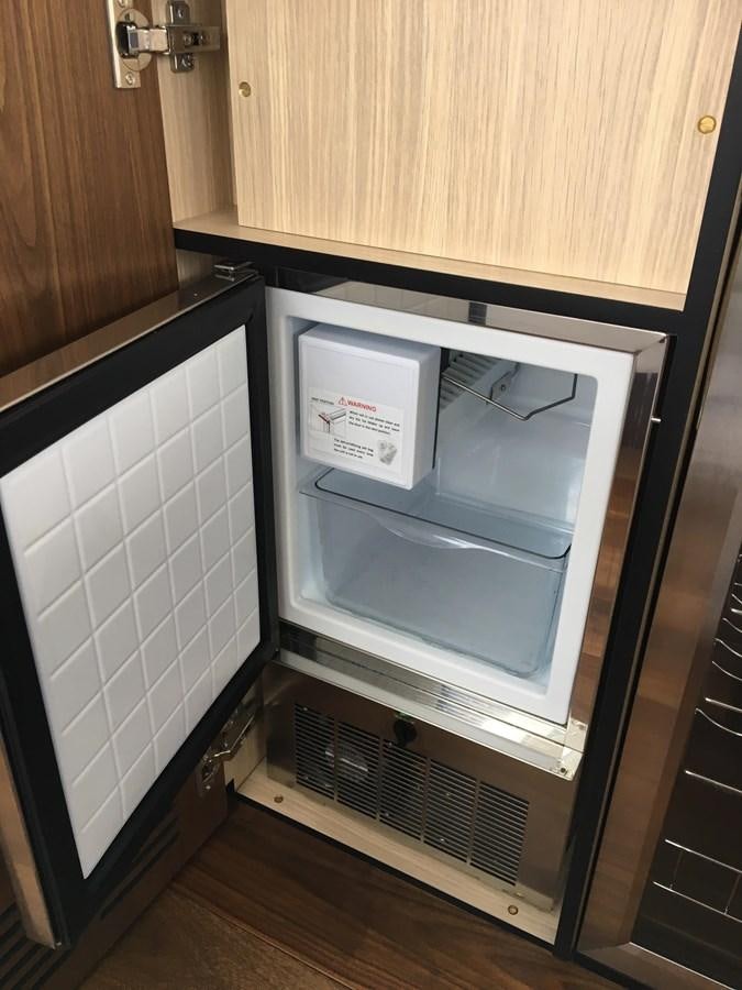 a microwave oven in a kitchen aboard LYDIA SWAG Yacht for Sale