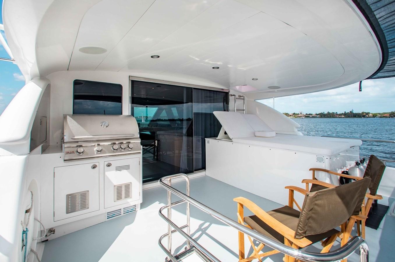 inside of a boat aboard ISLAND SOUL Yacht for Sale