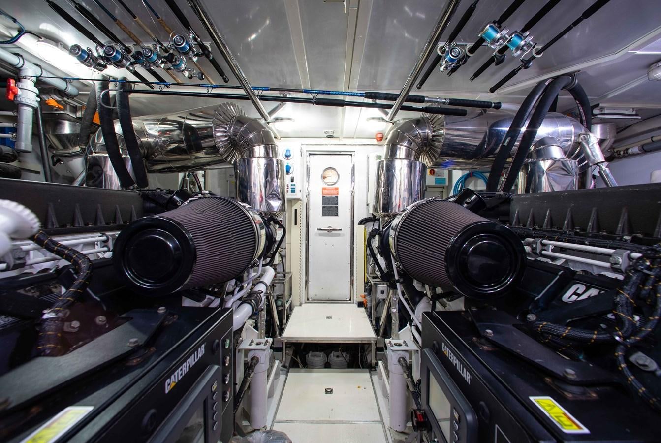 a room with a large machine aboard ISLAND SOUL Yacht for Sale