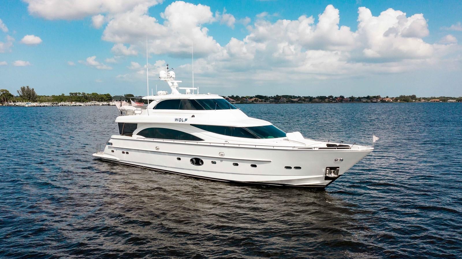 a white yacht in the water aboard ISLAND SOUL Yacht for Sale