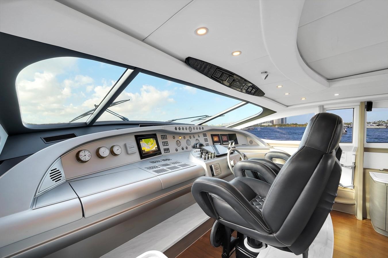 the cockpit of a plane aboard PERSHING 88/07 Yacht for Sale