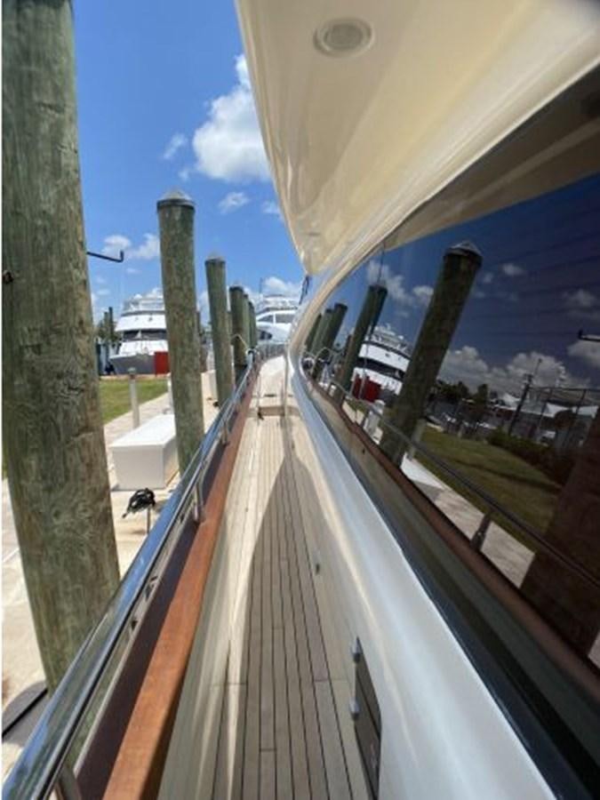 a train on the railway tracks aboard 85 AZIMUT ULTIMATE Yacht for Sale