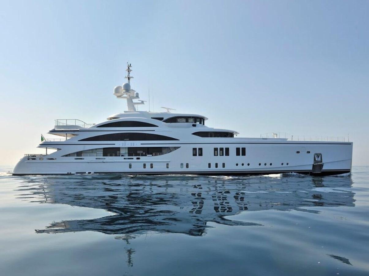 a white yacht in the water aboard SOUNDWAVE Yacht for Sale