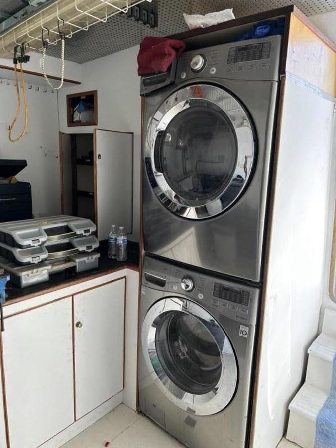 a large machine in a room aboard GLEN ELLEN Yacht for Sale