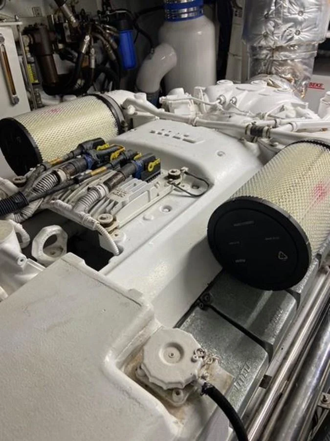 a close-up of a machine aboard JEF82110L506 Yacht for Sale