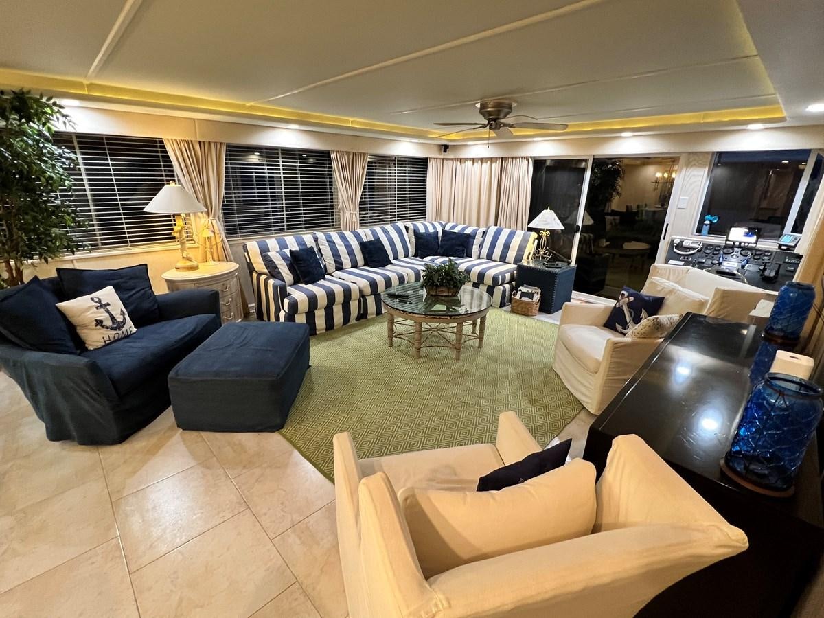 a living room with a large window aboard 2010/1995 STARDUST 20 X 95WB NLST Yacht for Sale