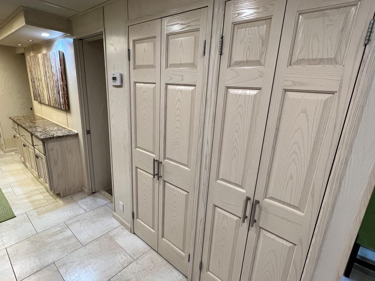 a room with white doors aboard 2010/1995 STARDUST 20 X 95WB NLST Yacht for Sale