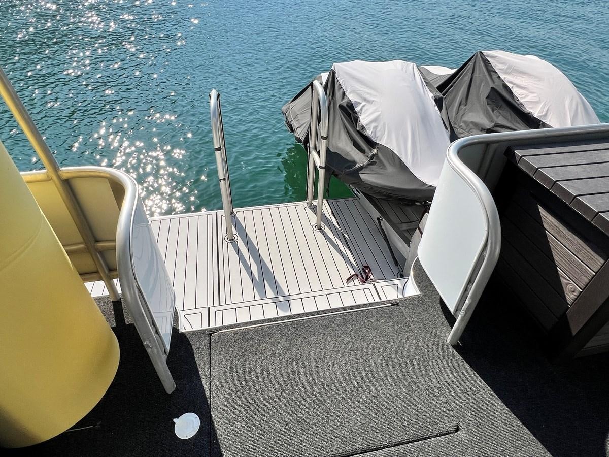 a boat on the water aboard 2010/1995 STARDUST 20 X 95WB NLST Yacht for Sale