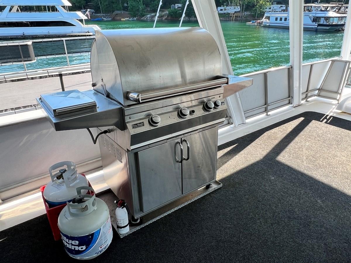 a metal grill on a boat aboard 2010/1995 STARDUST 20 X 95WB NLST Yacht for Sale