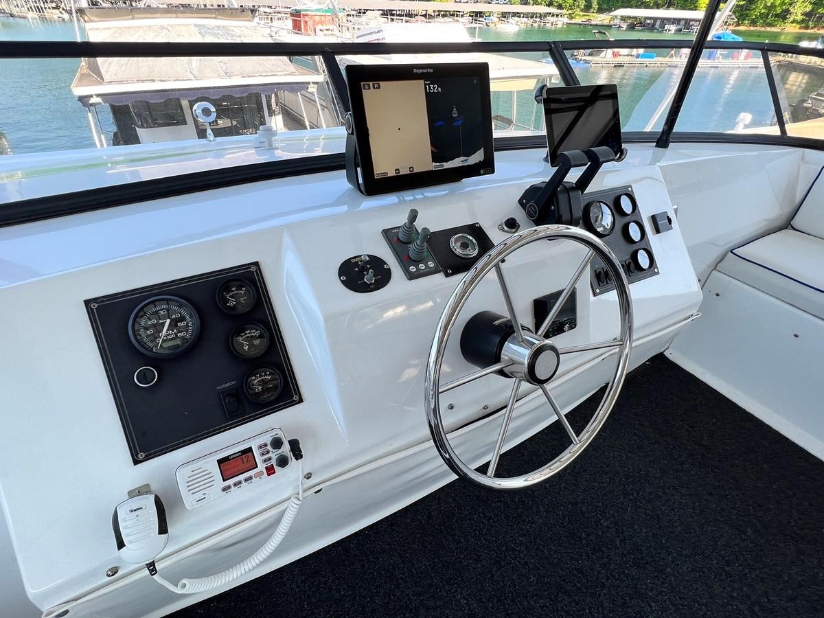 the inside of a car aboard 2010/1995 STARDUST 20 X 95WB NLST Yacht for Sale