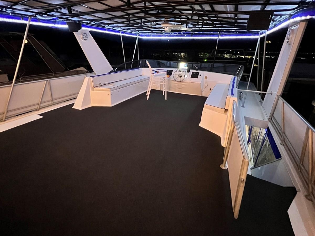 a room with a black floor and white walls and a black floor aboard 2010/1995 STARDUST 20 X 95WB NLST Yacht for Sale