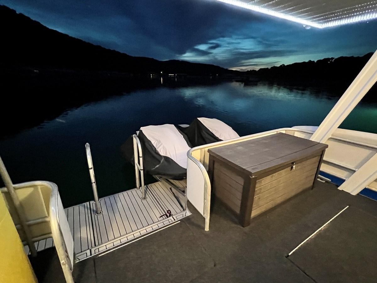 a boat on the water aboard 2010/1995 STARDUST 20 X 95WB NLST Yacht for Sale