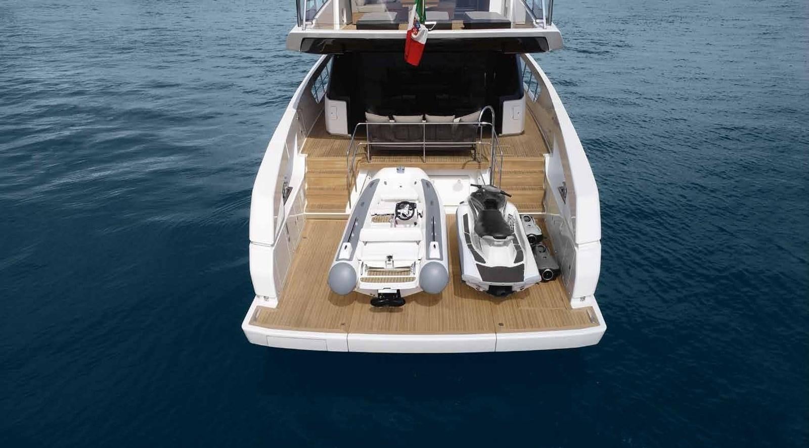 a boat on the water aboard 2021 SANLORENZO SX76 #68 Yacht for Sale