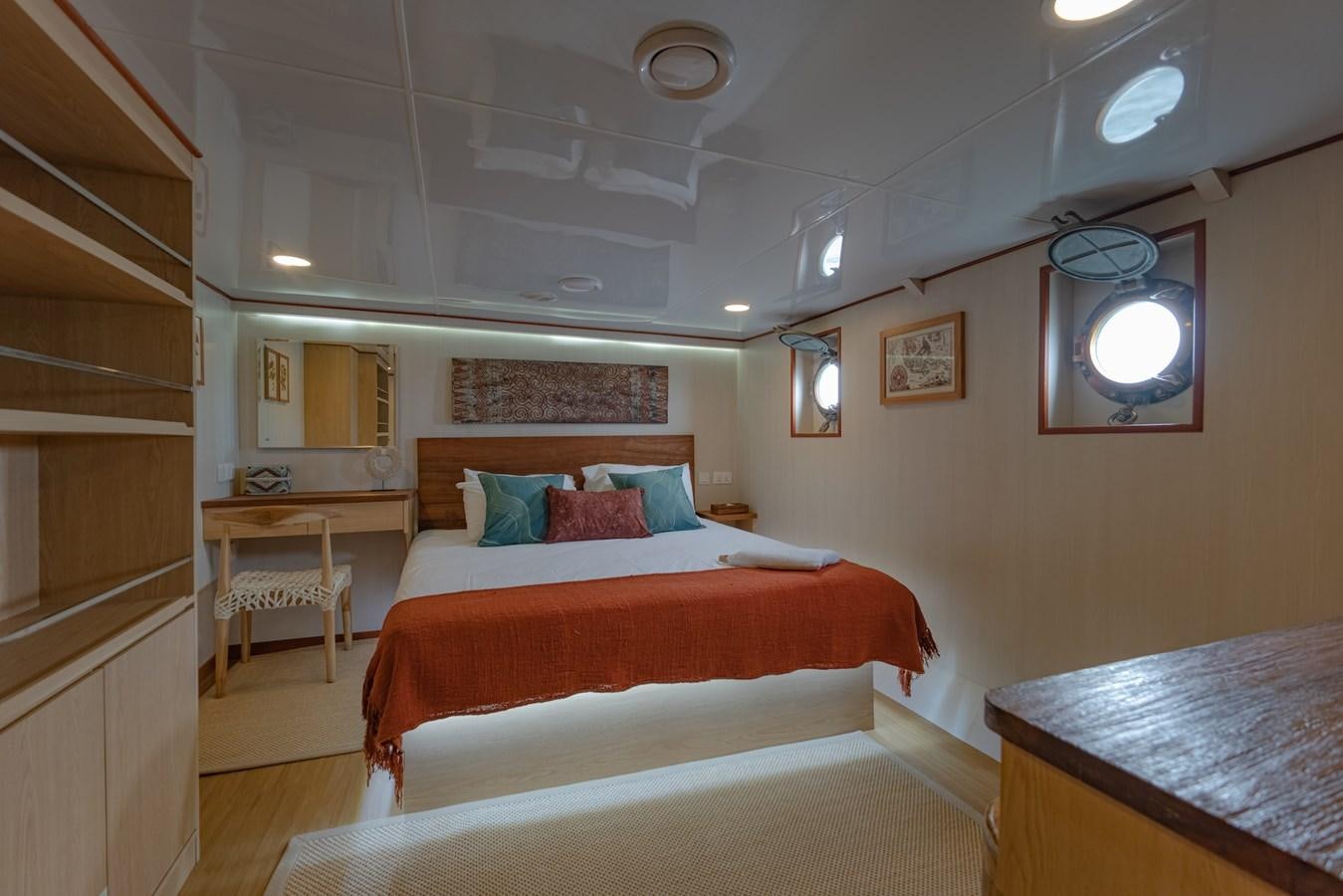 a room with two beds aboard SOUTHERN CROSS Yacht for Charter